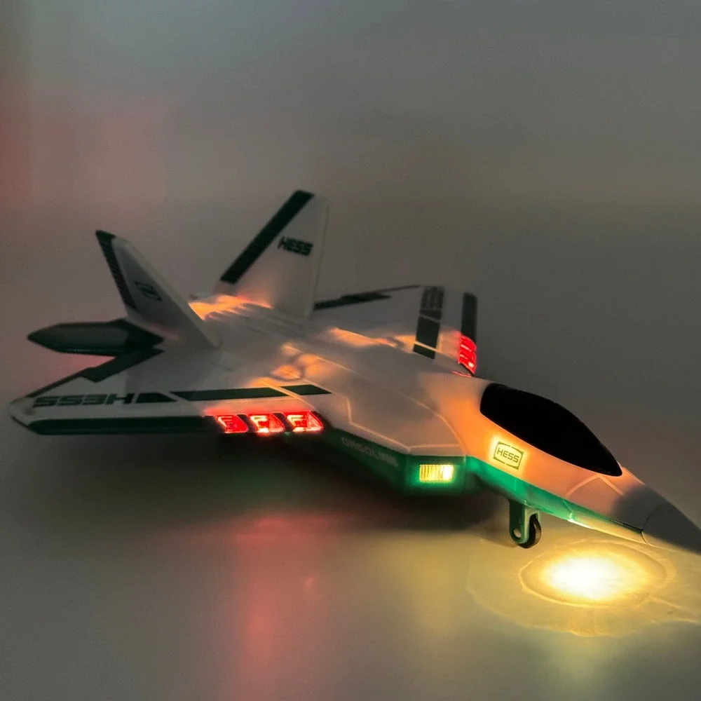 Hess 2010 Jet Fighter Toy Airplane White Green Lights Collectible Aircraft
